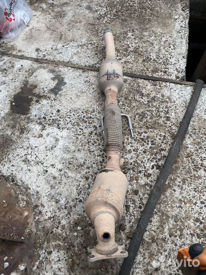 Выпускной коллектор на volkswagen polo 5рейсталинг