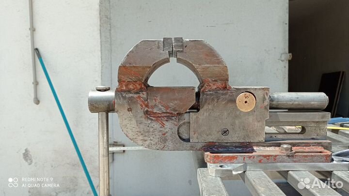 Тиски стальные