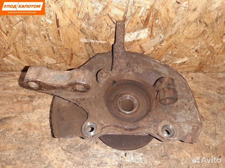 Кулак передний правый Mitsubishi Lancer 9