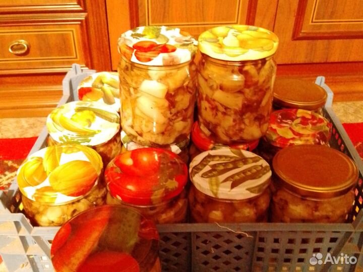 Грибы- валуи маринованные