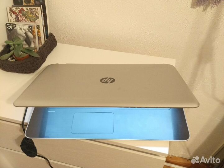 Большой ноутбук HP 17 дюймов / i3 / 6GB / 620GB