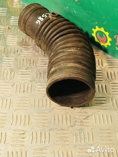 Патрубок воздушного фильтра Ford Mondeo 1995