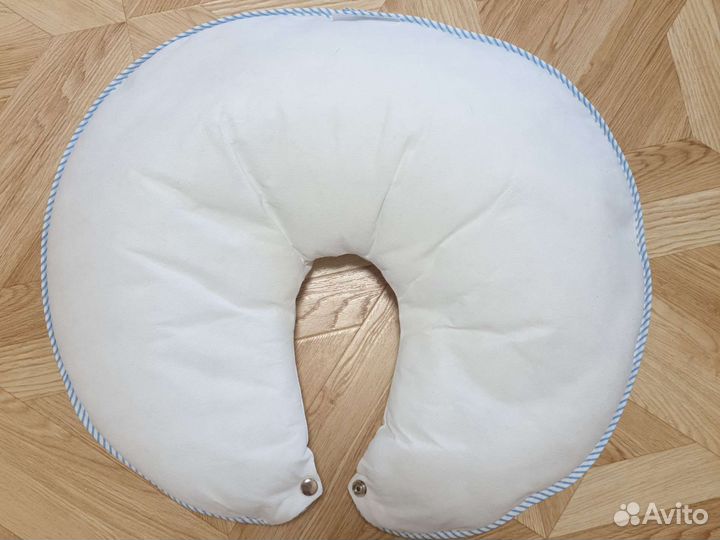 Подголовник для купания