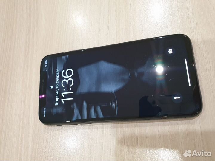 iPhone X, 64 ГБ