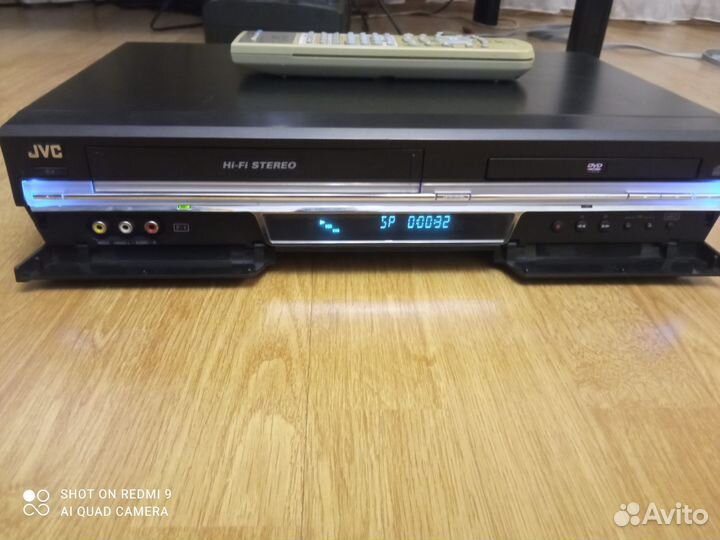 Видеомагнитофон DVD/VHS JVC HR-XV2ER Stereo svhs
