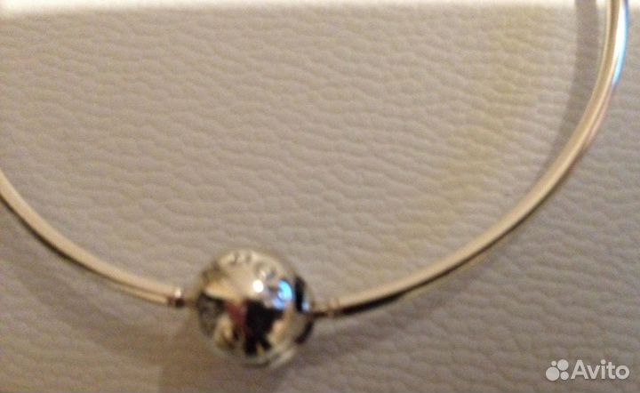 Браслет-бэнгл essence, Pandora, оригинал