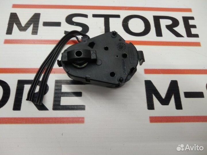 Привод заслонки отопителя Bmw 5-Series E39 M52B25