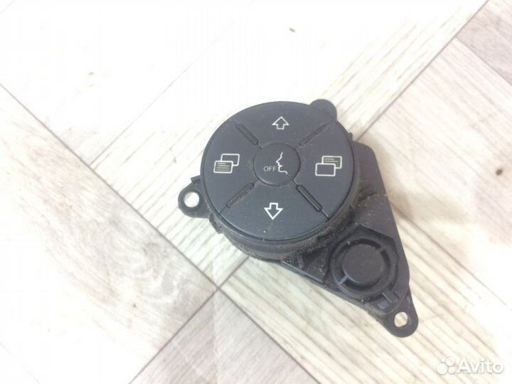 Кнопка в руль Mercedes-Benz Gl-Class X164