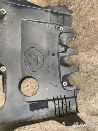 Декоративная крышка двигателя Nissan Murano Z50