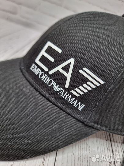 Мужская бейсболка Emporio Armani оригинал