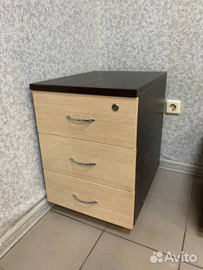 Тумба выкатная