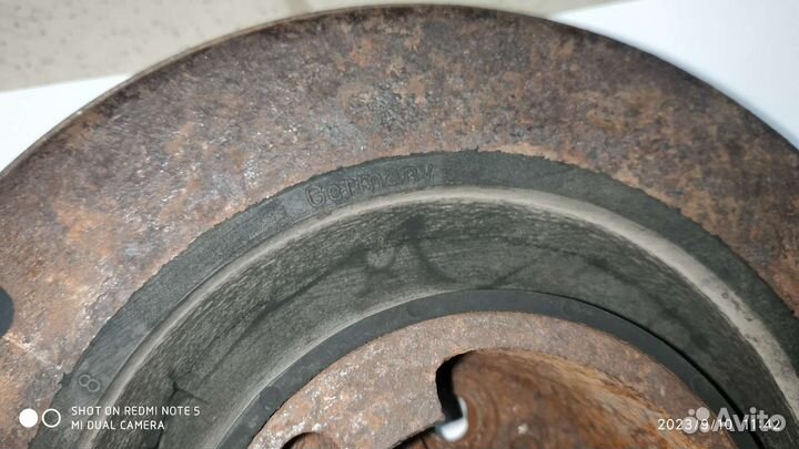 Шкиф коленвала на Фольксваген Крафтер 2,5