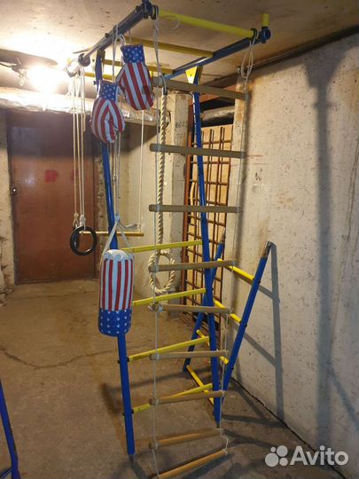 Шведская стенка с брусьями бу