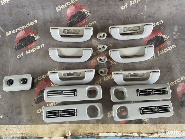 Воздуховоды+ручки потолка+блок климата w639