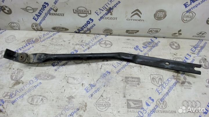 Кронштейн передней балки передний левый Chevrolet