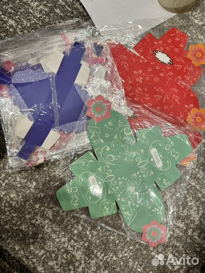 Складная подарочная коробка