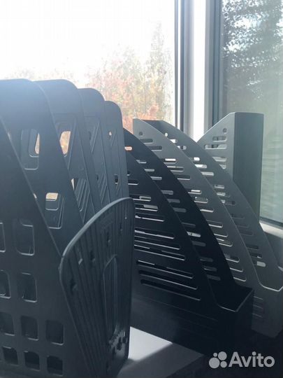 Лоток для бумаг, канцтовары