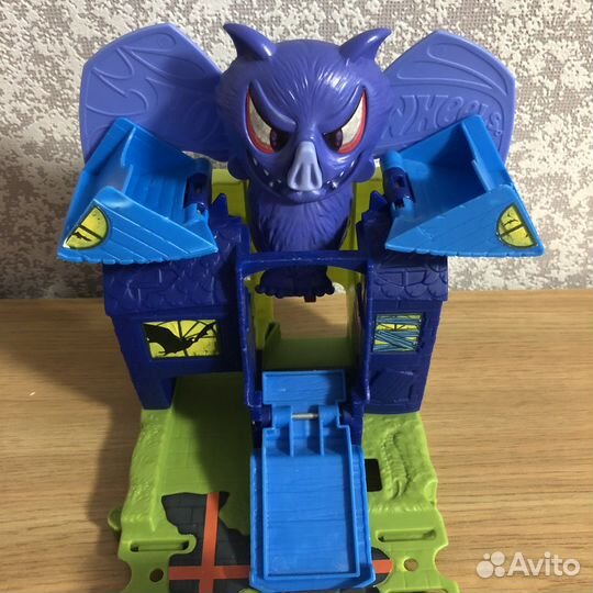 Трек hot wheels летучая мышь