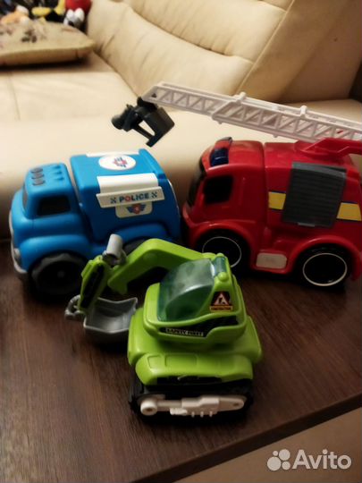 Набор машинок