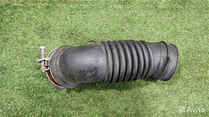 Патрубок воздушного фильтра Toyota Verso R2 2017