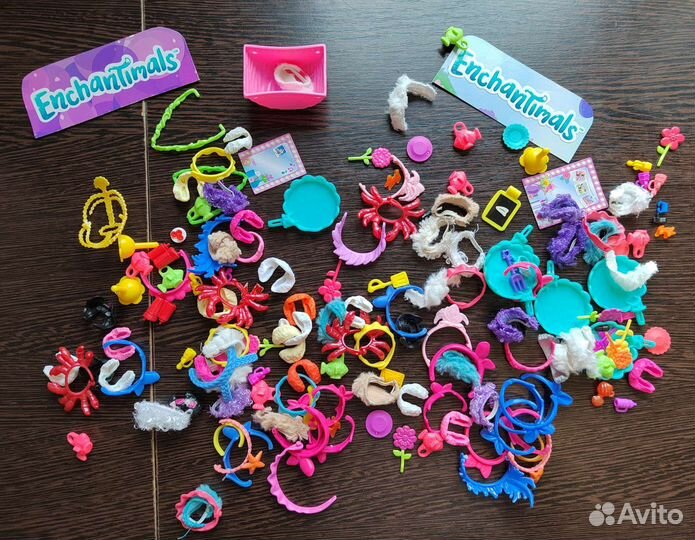 Шляпы, аксессуары, мелочи от Enchantimals