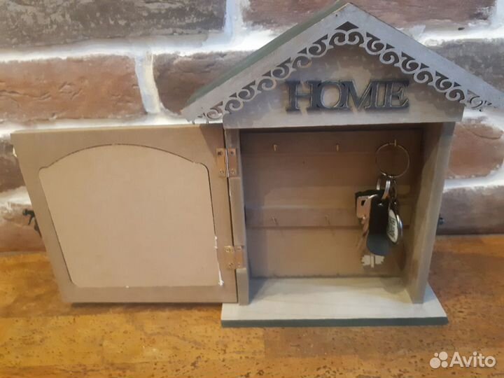 Ключница настенная love