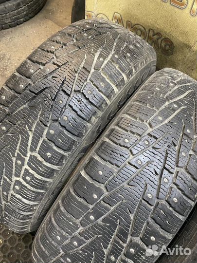 Nokian Tyres Hakkapeliitta 7 215/65 R16