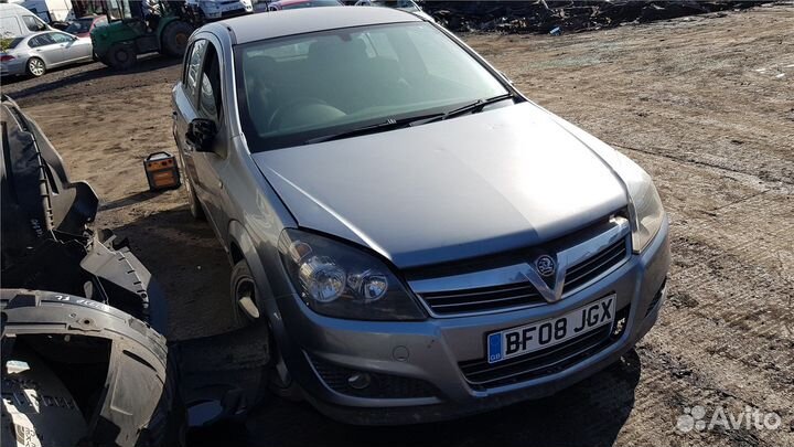 Разбор на запчасти Opel Astra H