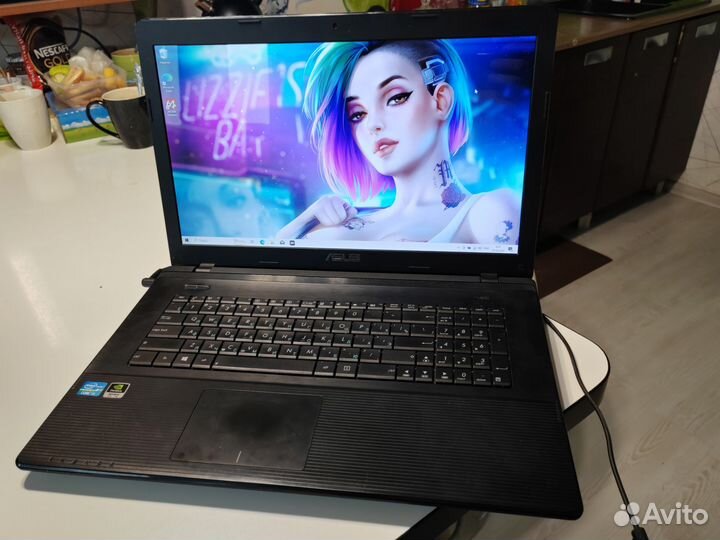 Asus 17.3 i3-3110M/RAM6/SSD240/GT610