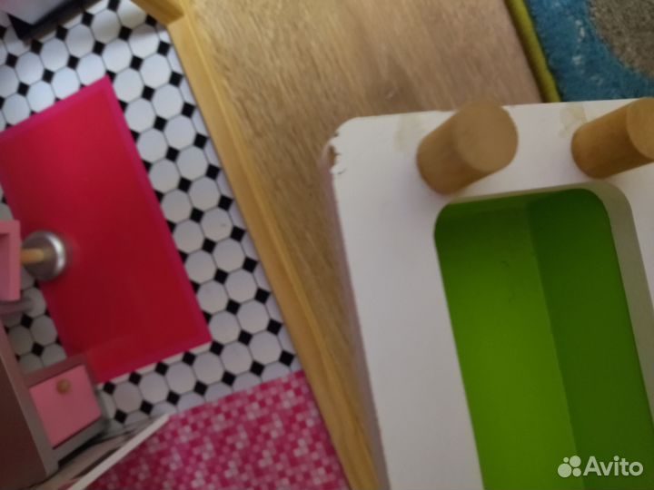 Большой кукольный домик деревянный