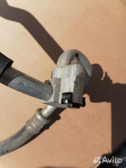 Трубка кондиционера Toyota Camry V40 2006-2011