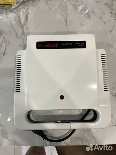 Сендвичница