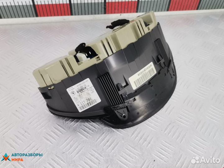 Щиток приборов (приборная панель) BMW 3 E46 2003