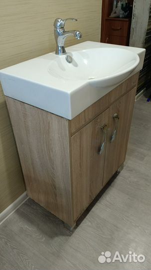 Тумба для ванной бу со смесителем