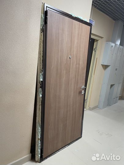 Дверь входная