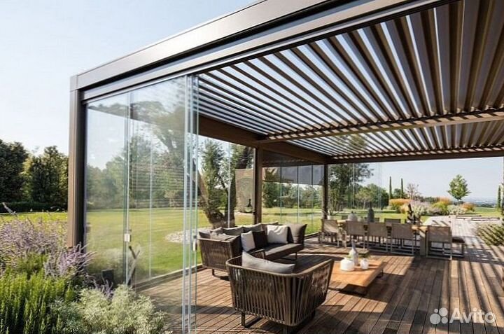 Безрамное раздвижное остекление