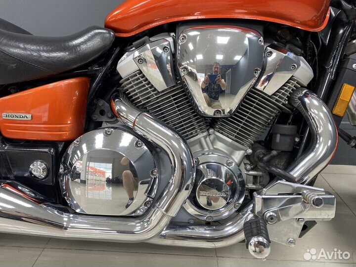 Мотоцикл Honda VTX1800C 2003г.в