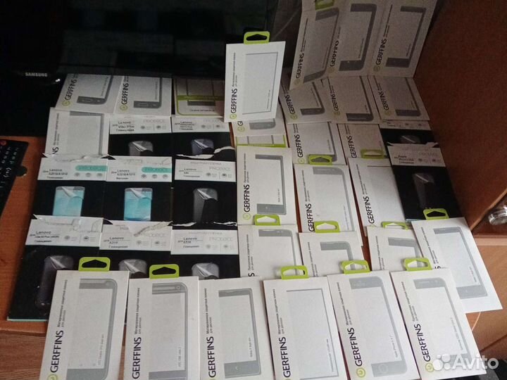 Защитные пленки на смартфон