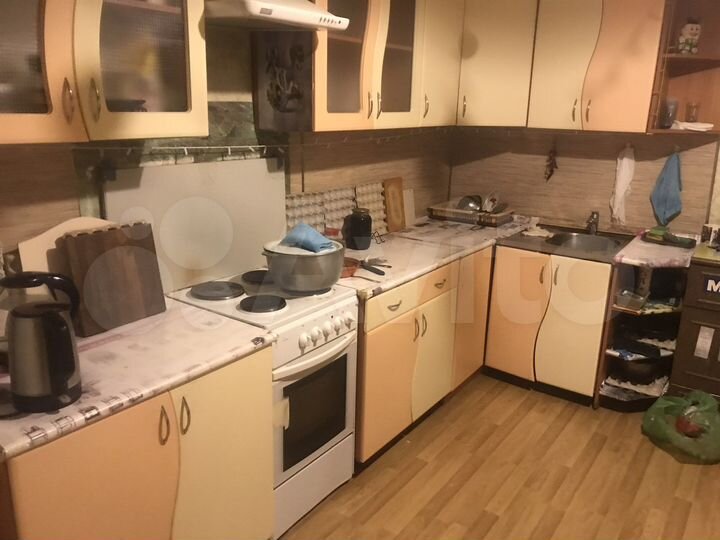 Комната 18 м² в 2-к., 19/24 эт.