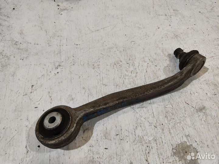Рычаг передний левый верхний