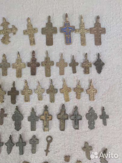 Старинные нательные кресты 54шт