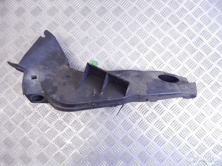 Воздуховод пластмассовый BMW E53