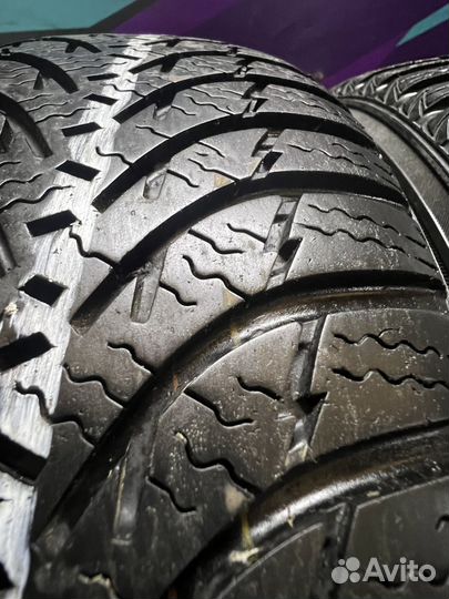 Kumho WinterCraft Ice Wi51 175/70 R13