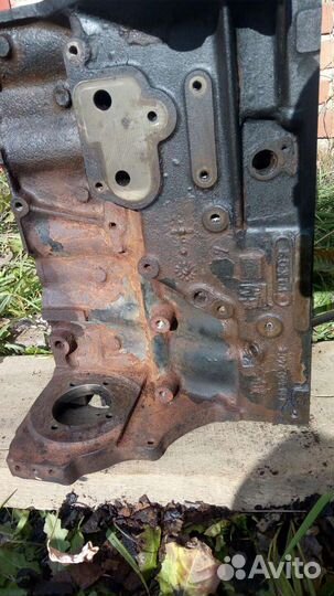 Блок цилиндров Opel Zafira