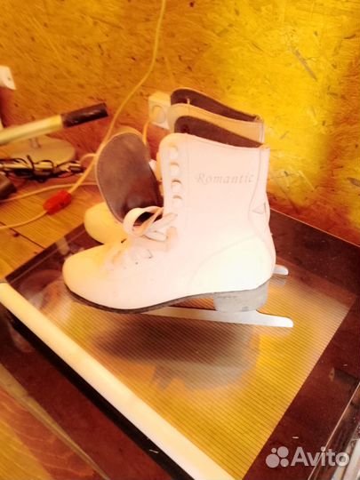 Коньки фигурные