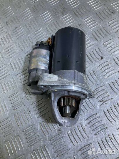 Стартер BMW3 E90/E91/E92/E932007