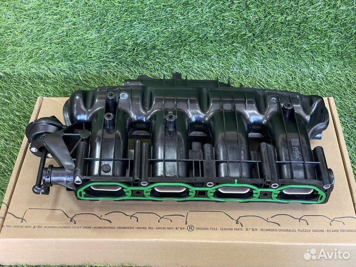 Коллектор впускной 06J198211D