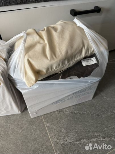 Пакет вещей и обуви