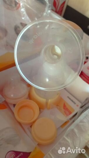 Молокоотсос medela ручной