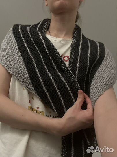 Платок вязанный